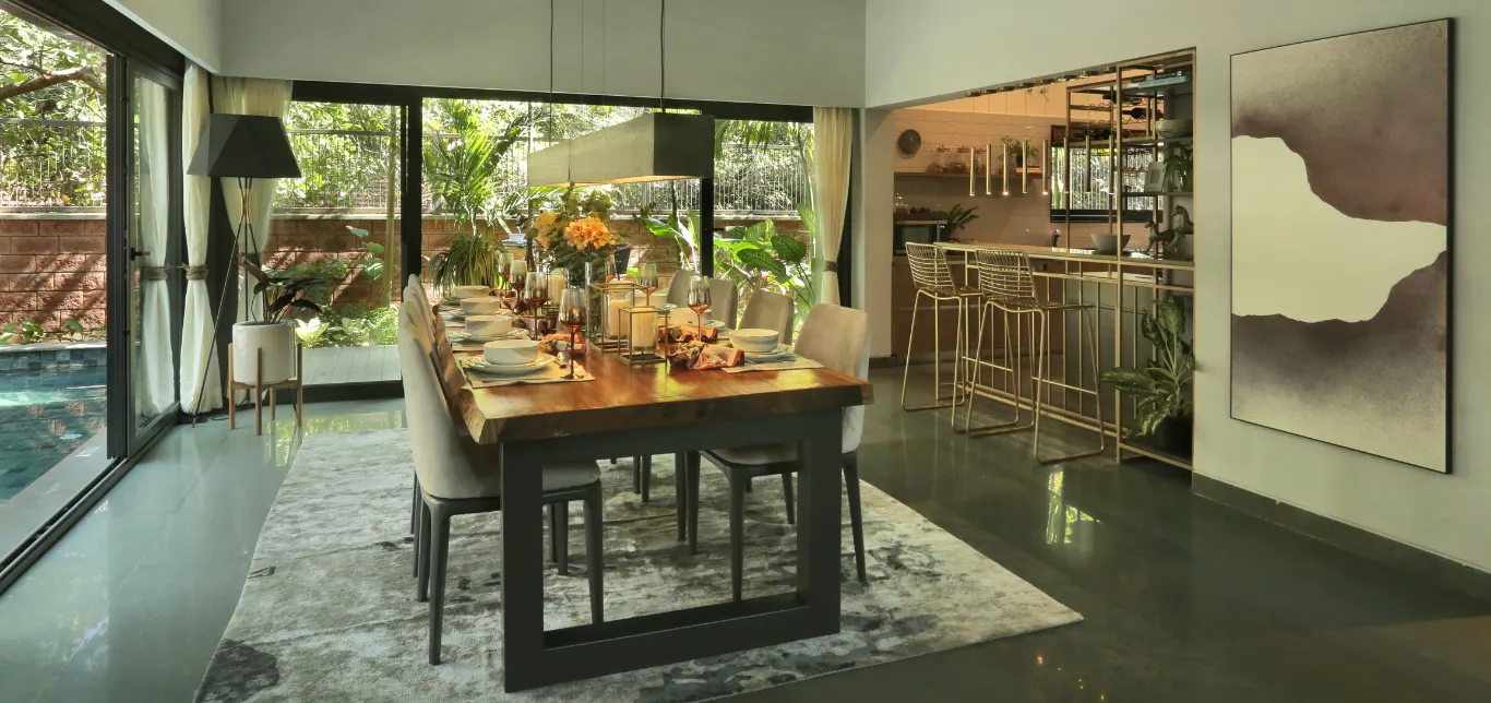Modern dining room 